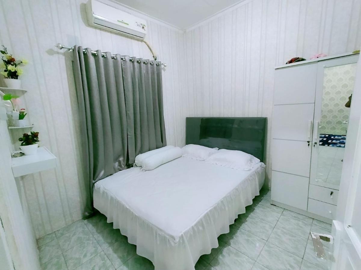 Shifana Homestay Syariah Jogyakarta Zewnętrze zdjęcie
