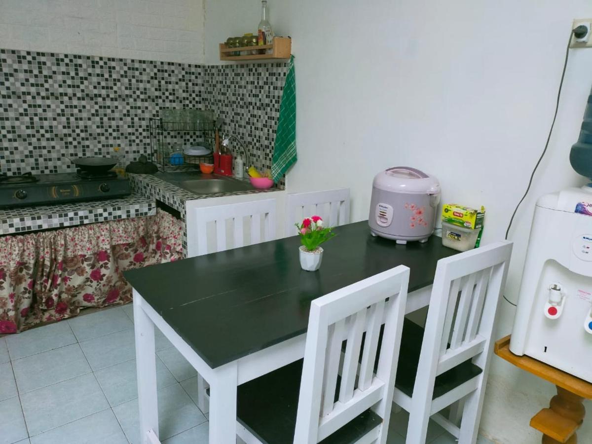 Shifana Homestay Syariah Jogyakarta Zewnętrze zdjęcie